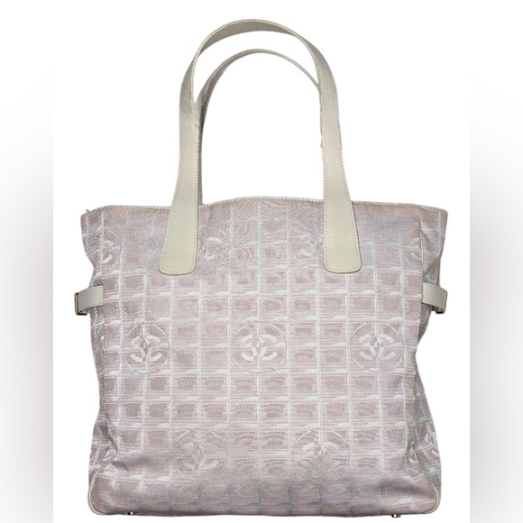 EUC Authentic CHANEL PINK New Travel Line Tote Bag Rare ALL FEET GREAT CONDITION - Picture 8 of 13